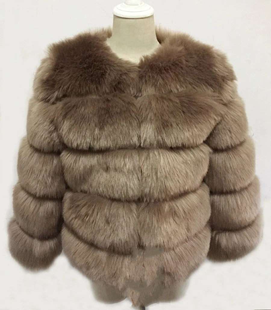 Women's faux fur coat