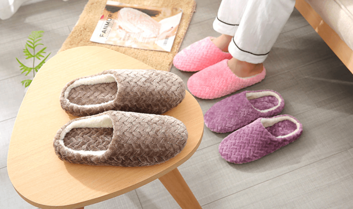 Flauschige Hausschuhe-Bella Webshop