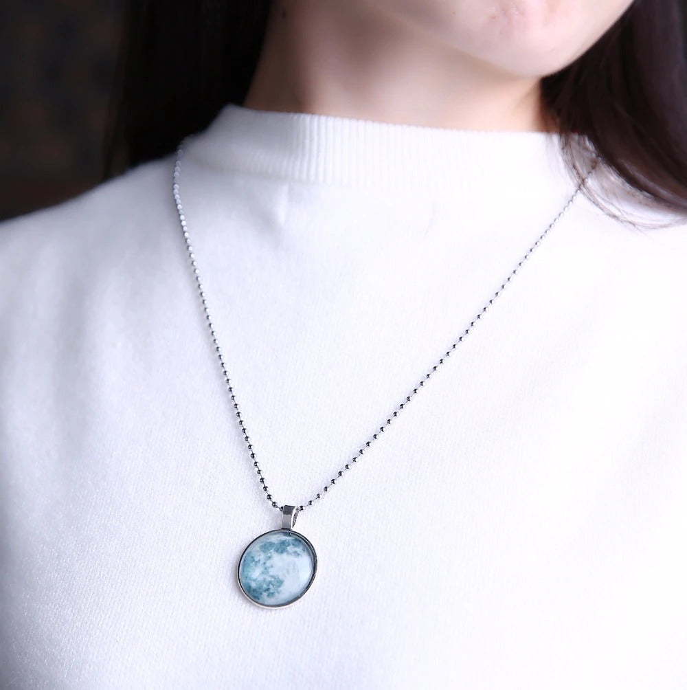 Glow In The Dark Moon Halskette-Bella Webshop
