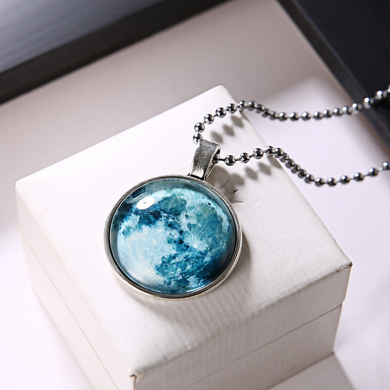 Glow In The Dark Moon Halskette-Bella Webshop