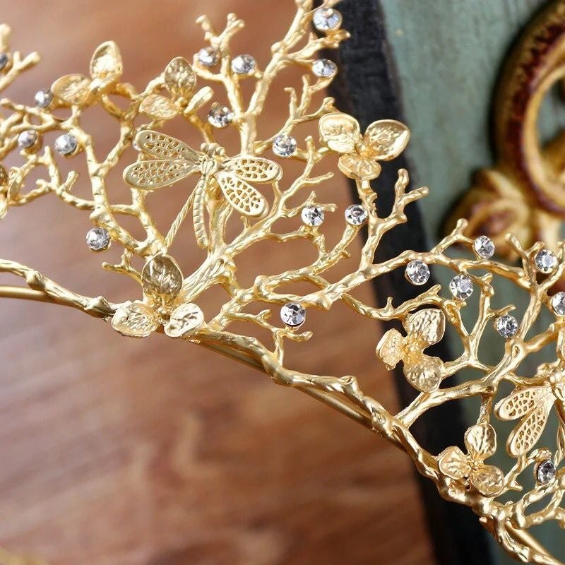 Gold Dragonfly Woodland Gatherer Krone-Bella Webshop