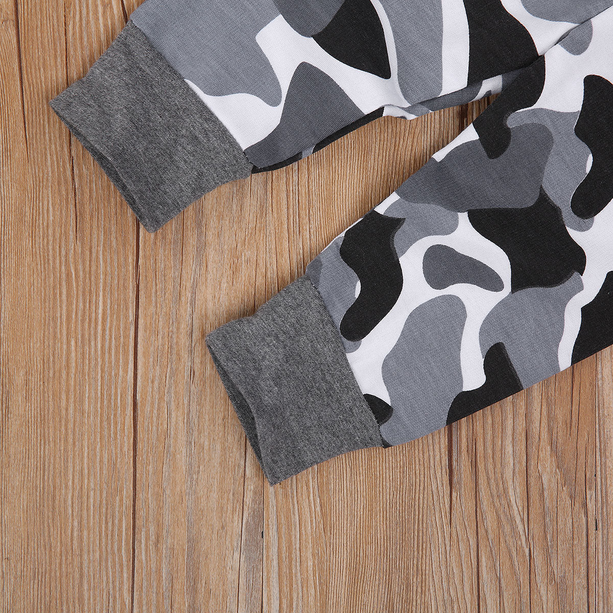 Grauer Tarn-Kapuzenpulli Und Hosen-Set-Bella Webshop