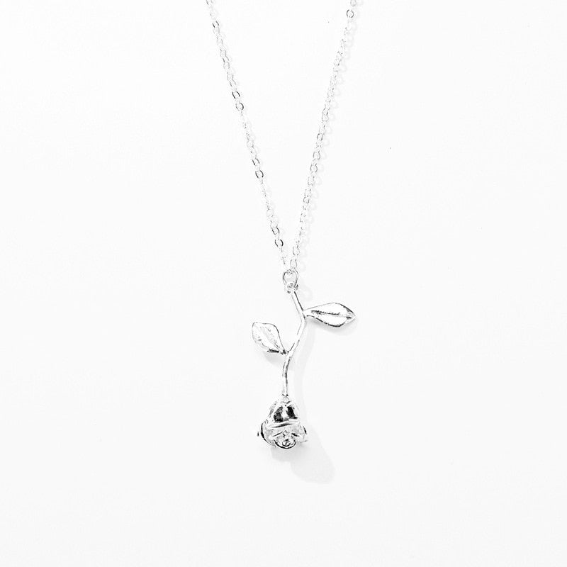 Halskette Mit Rosenanhänger-Bella Webshop