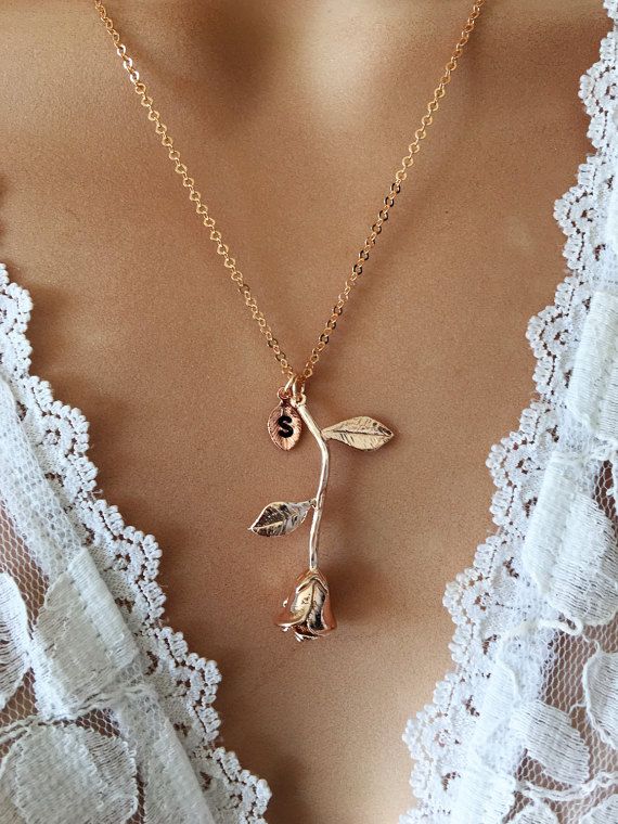 Halskette Mit Rosenanhänger-Bella Webshop