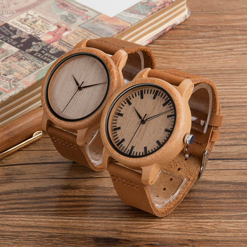 Hölzerne Uhr-Bella Webshop