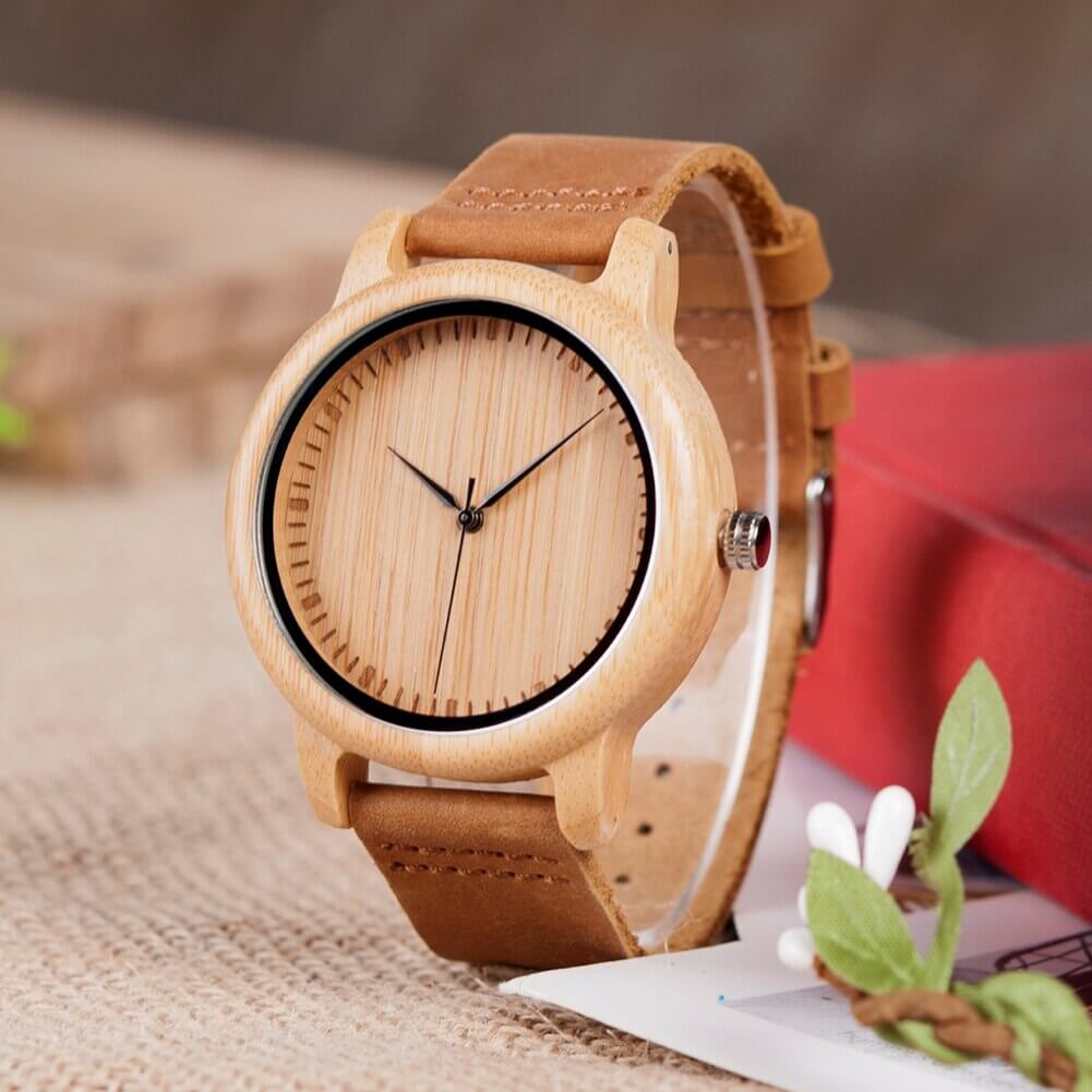 Hölzerne Uhr-Bella Webshop