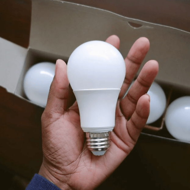 Led-Notfall-Glühbirne-Bella Webshop