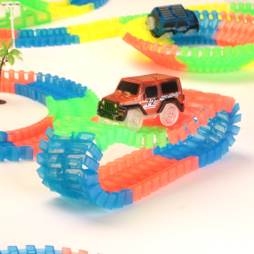 Leuchtendes Rennwagen-Bahn-Set-Bella Webshop