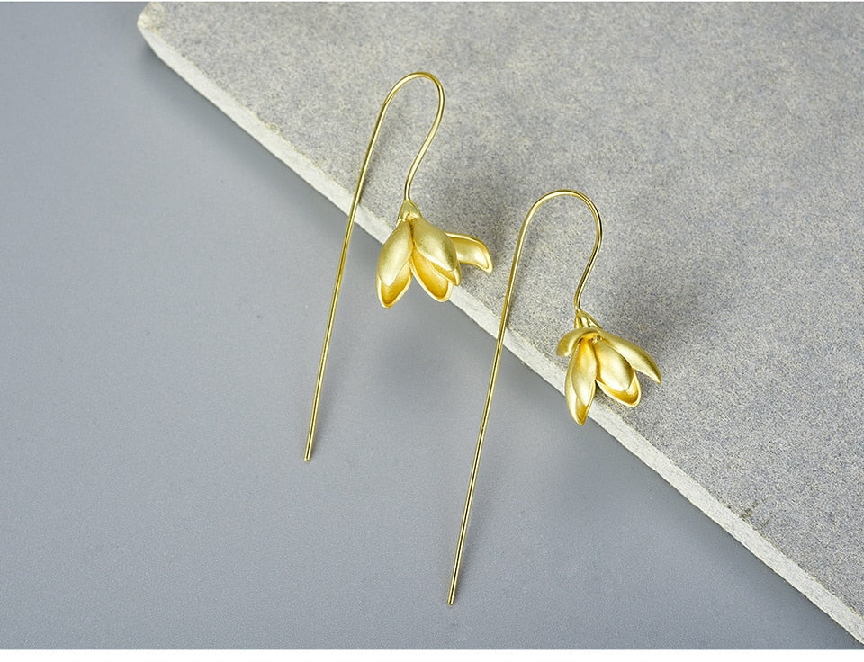 Magnolienblüten-Baumel-Ohrring-Bella Webshop